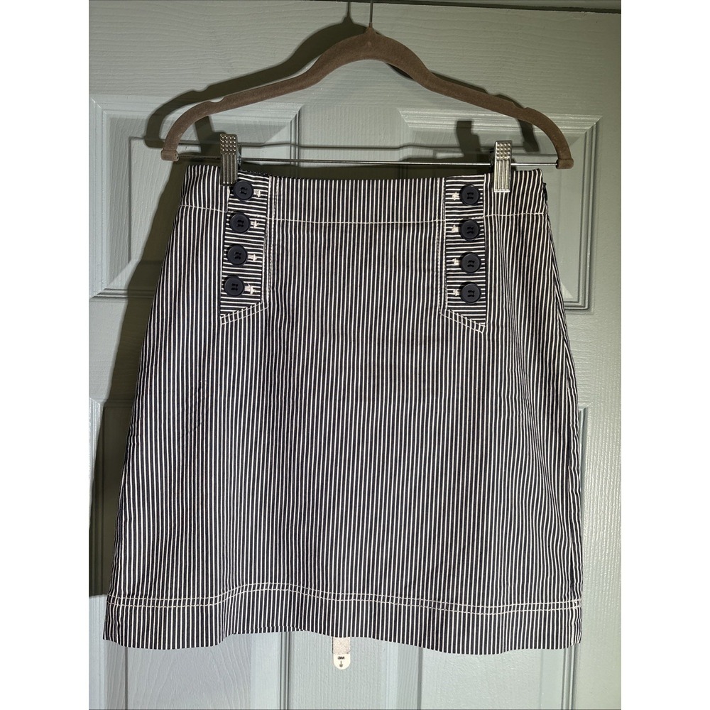 Talbots womens skirt blue and white stripe buttons in front lined. Sz 4 Petite
